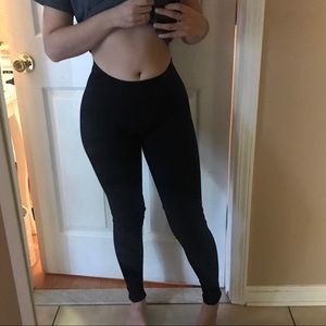 Black workout leggings