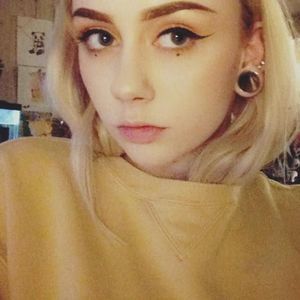 Meet your Posher, Carissa