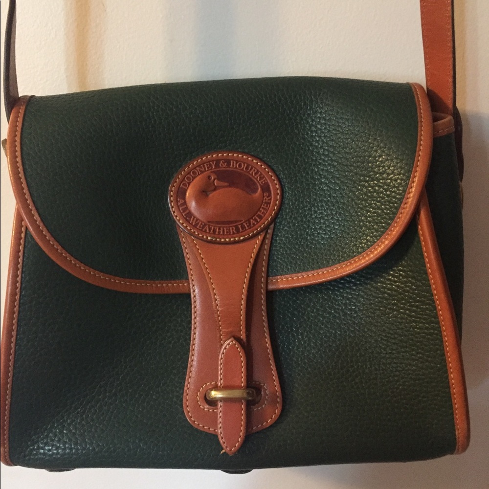 DOONEY & BOURKE BAG 💚