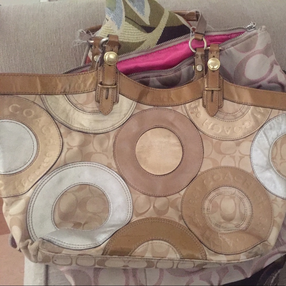 Authentic coach purse