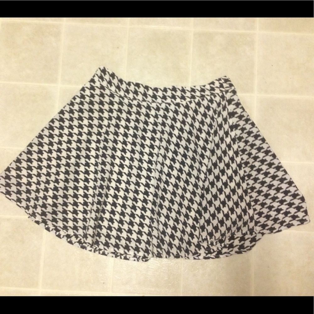 Houndstooth Circle Skirt