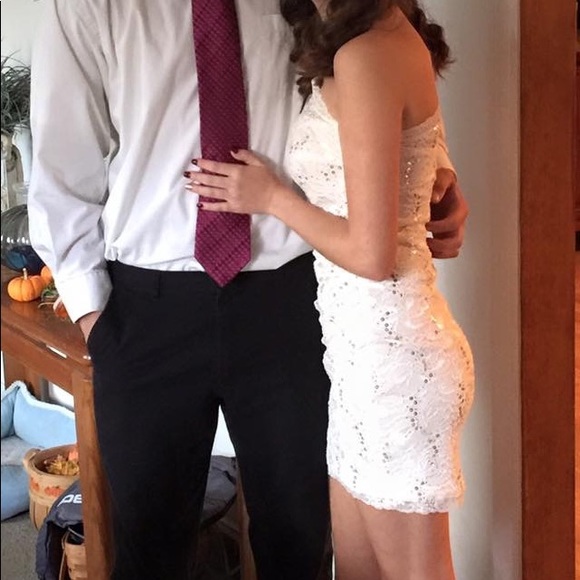 white and gold sequin homecoming dress - Picture 3 of 3