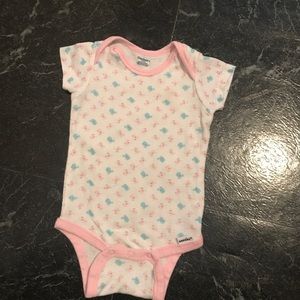 🦄Onesies "birds "🐦🐦