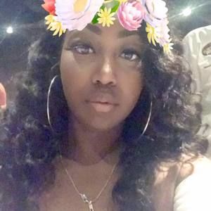 Meet your Posher, Bella skye