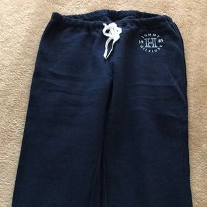 I'm selling because, i lost weight.