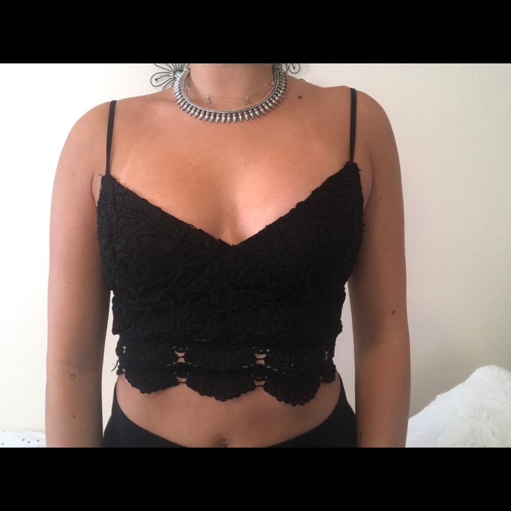 Black lace cropped top!
