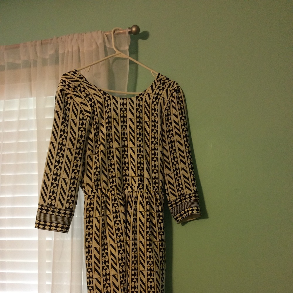 Made well long sleeve dress