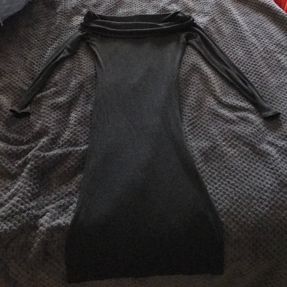Sweater dress off the shoulder - Picture 1 of 1