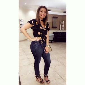 Meet your Posher, Ashley