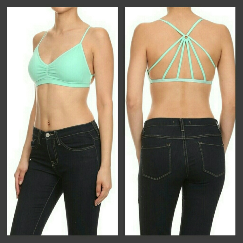 🔥Strappy knit bralette - mint, black, lt pink