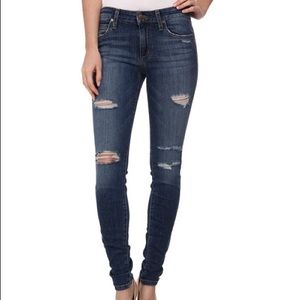 Joe's Jeans. The Icon Skinny (mid rise skinny)