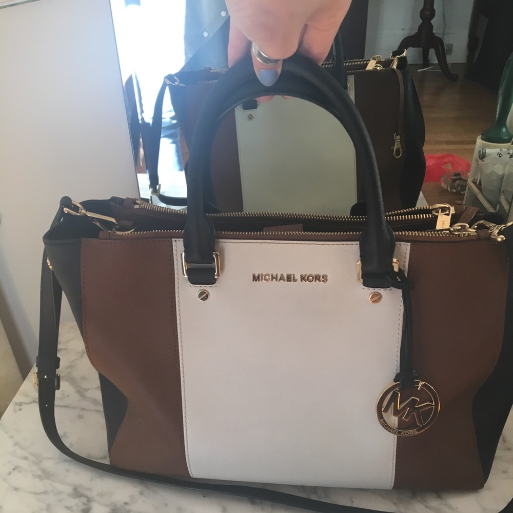 Michael Kors purse