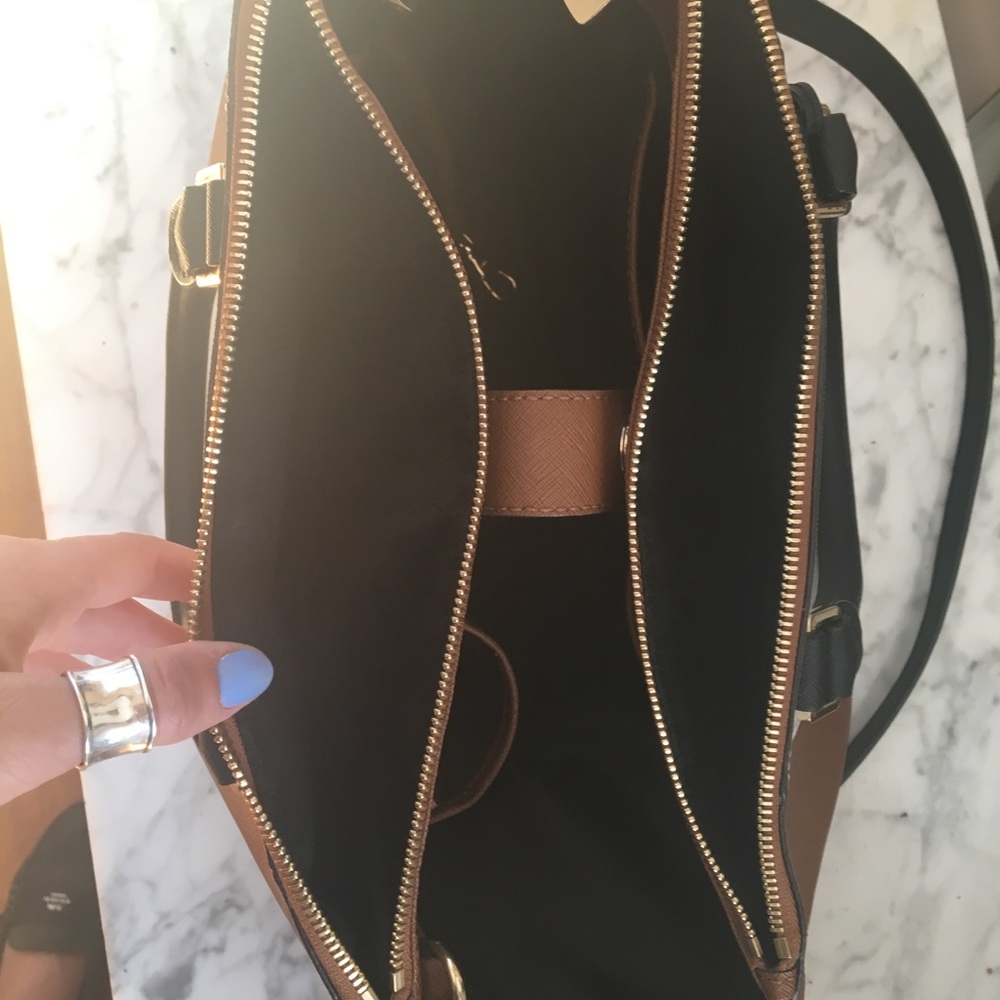 Michael Kors purse - Picture 3 of 8