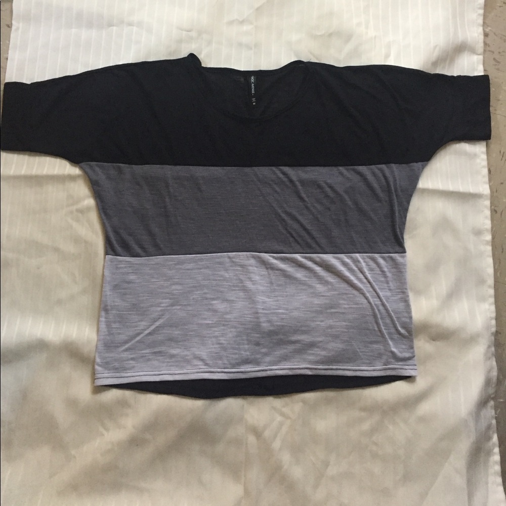 Short sleeved,Color blocked shirt