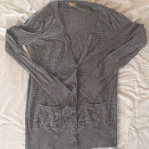 Slim fit gray cardigan barely worn.