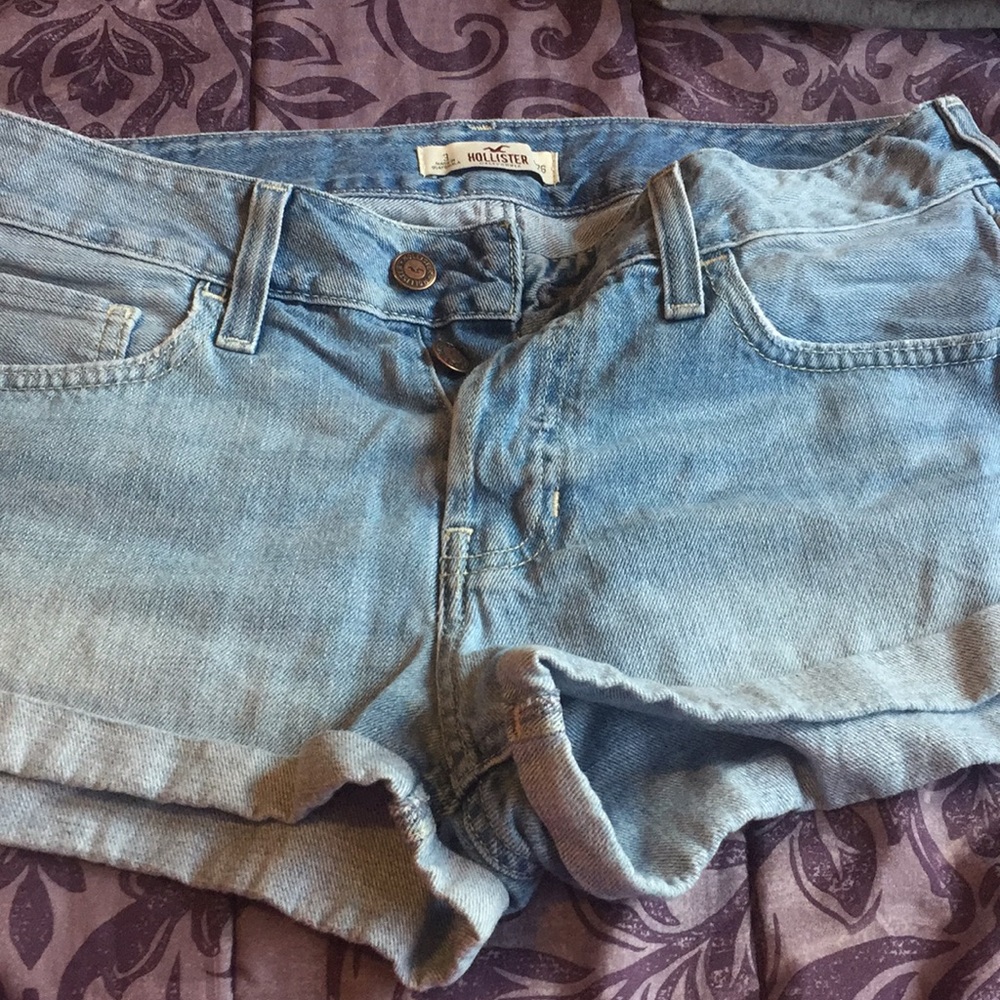 Hollister shorts