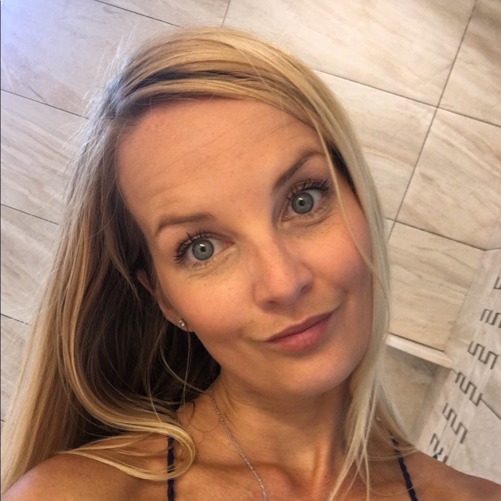 Meet your Posher, Agata