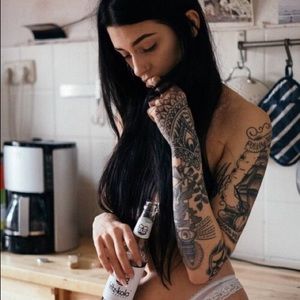 Meet your Posher, Deja