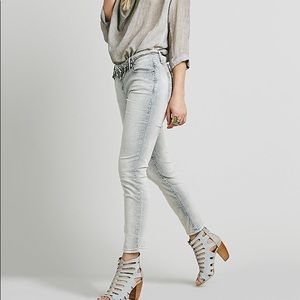 Free People skinny roller cords.