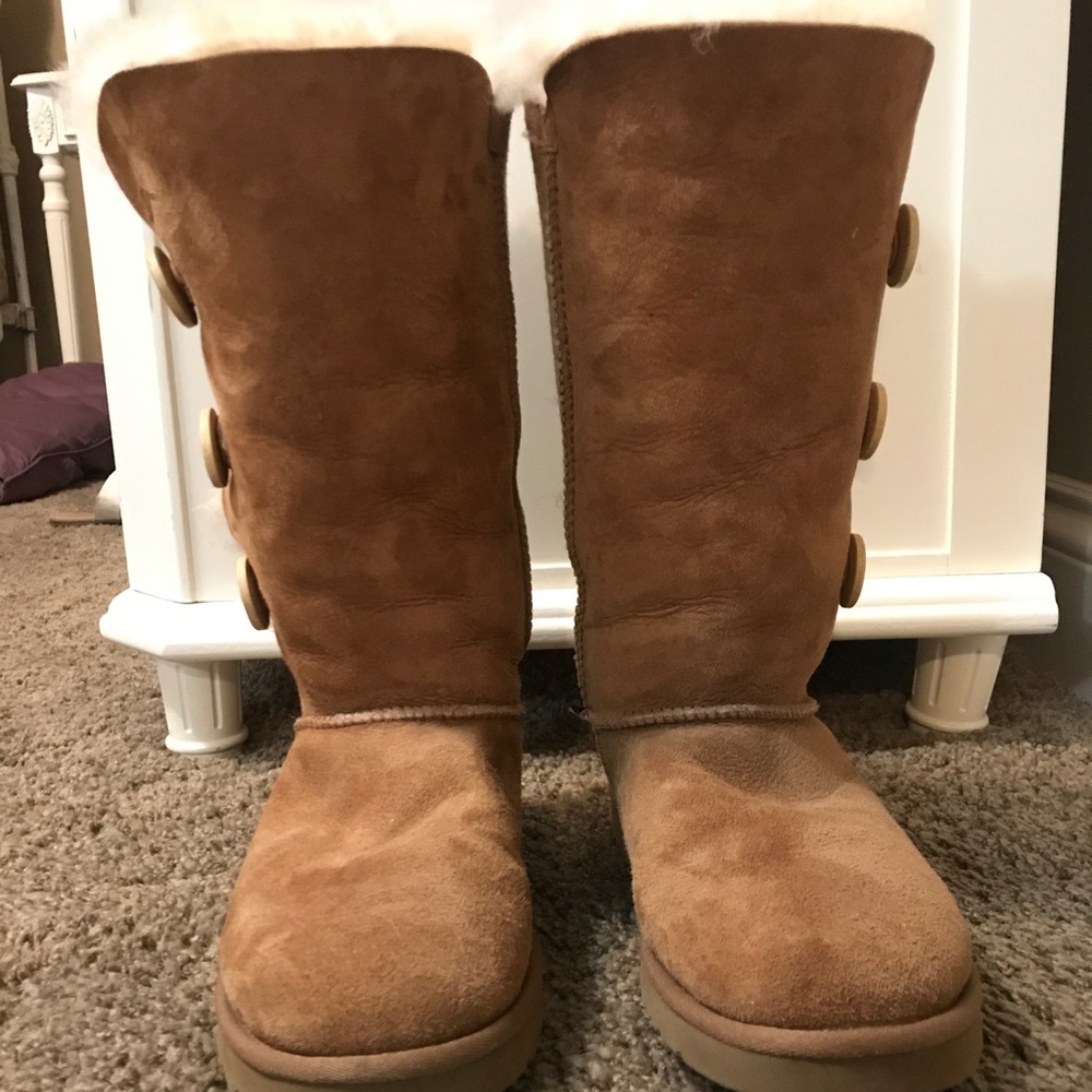 Chestnut UGG tall bailey button boots