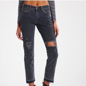 Levi's straight-cut ripped jeans