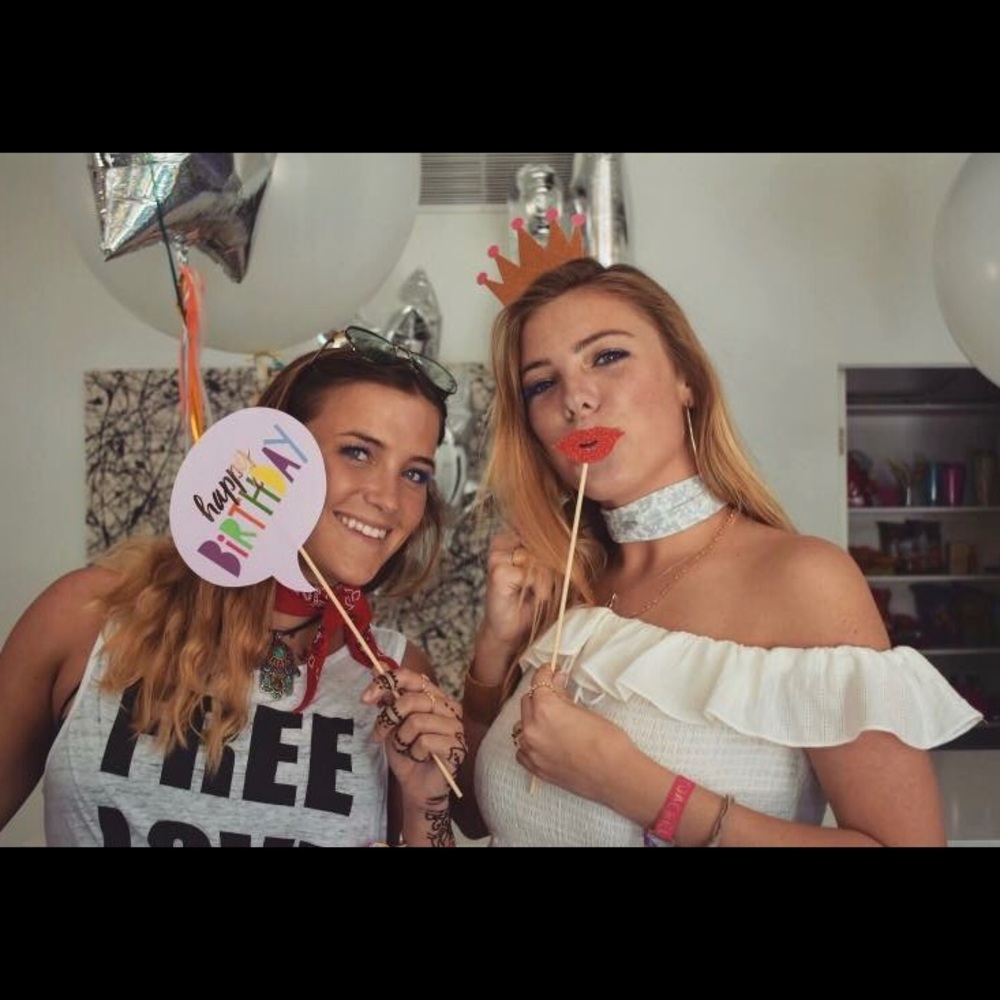 Meet your Posher, Daisy