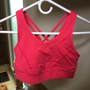 Lululemon sports bra