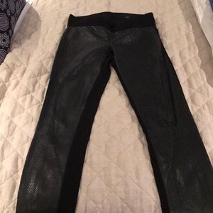 Club Monaco leggings