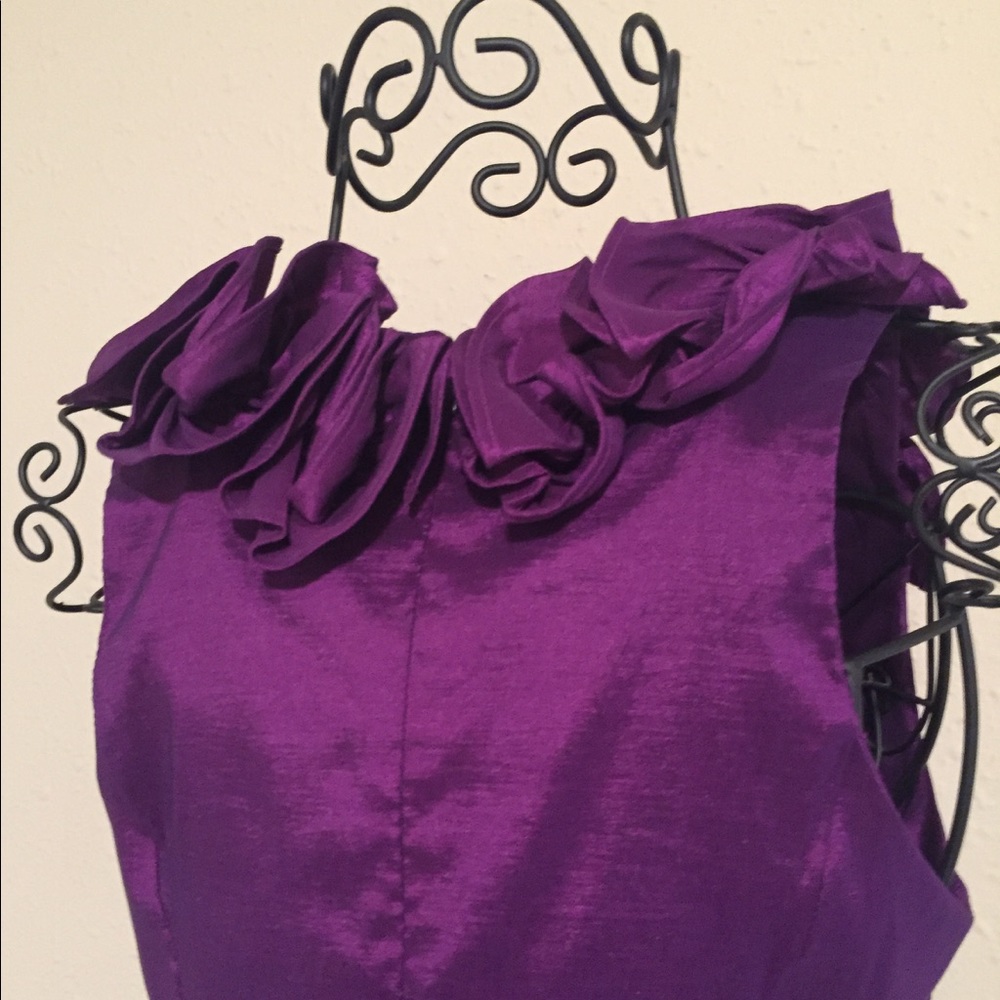 Mini Dress with Ruffle Embellished V-Neck - Picture 6 of 7