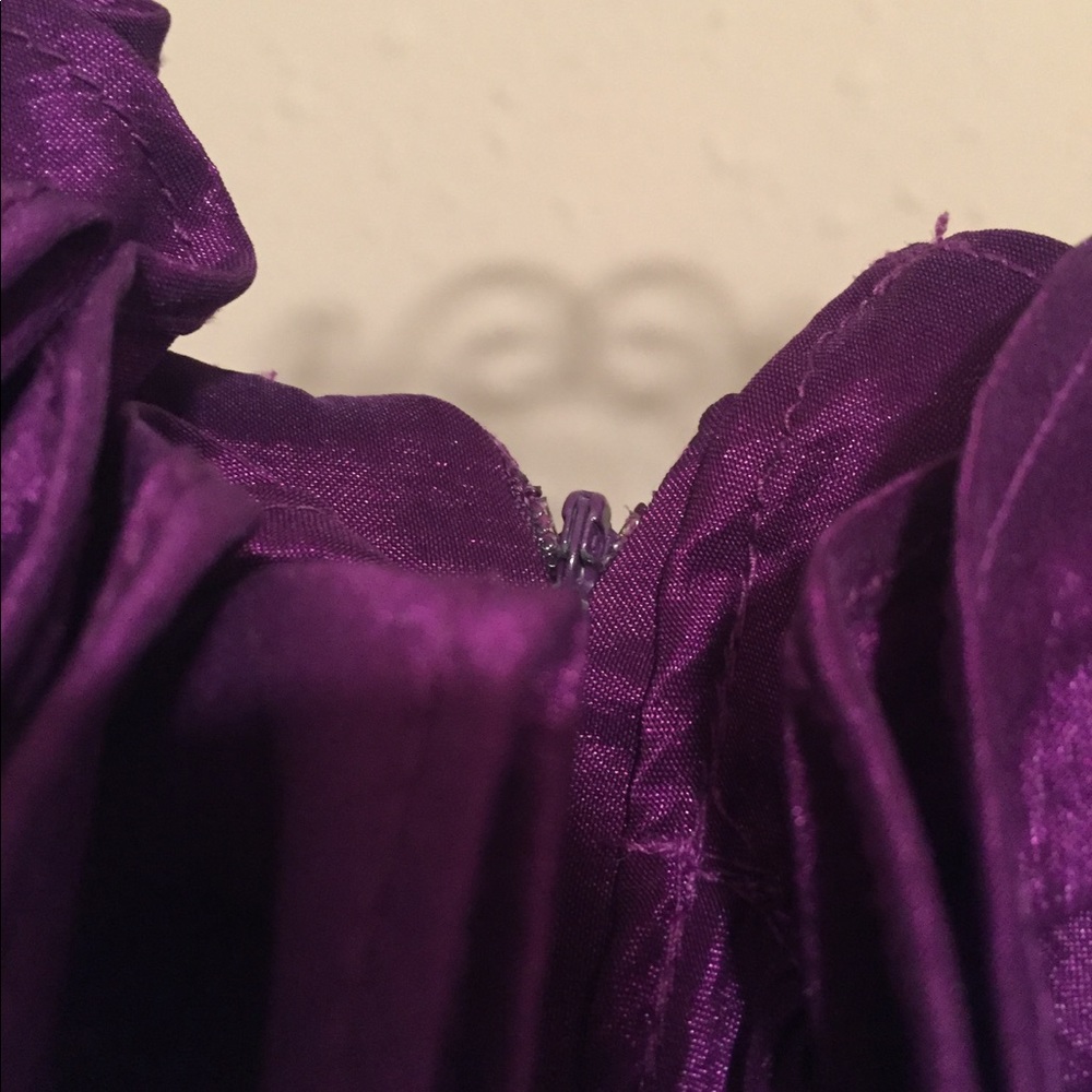Mini Dress with Ruffle Embellished V-Neck - Picture 7 of 7