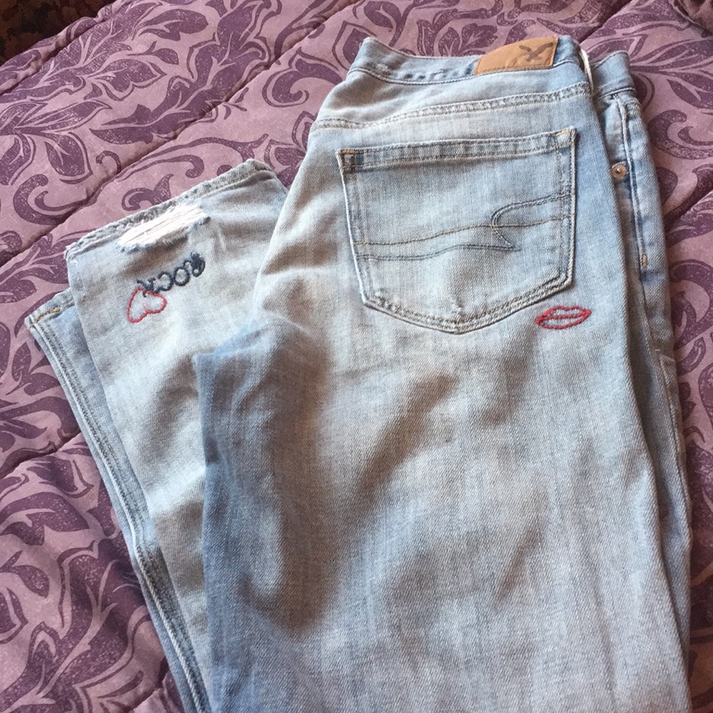 Light wash jeans