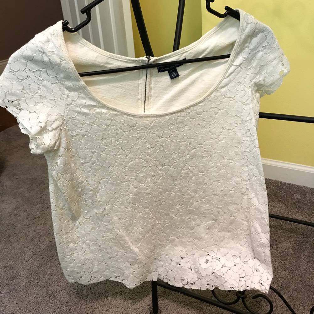 White lace American Eagle top