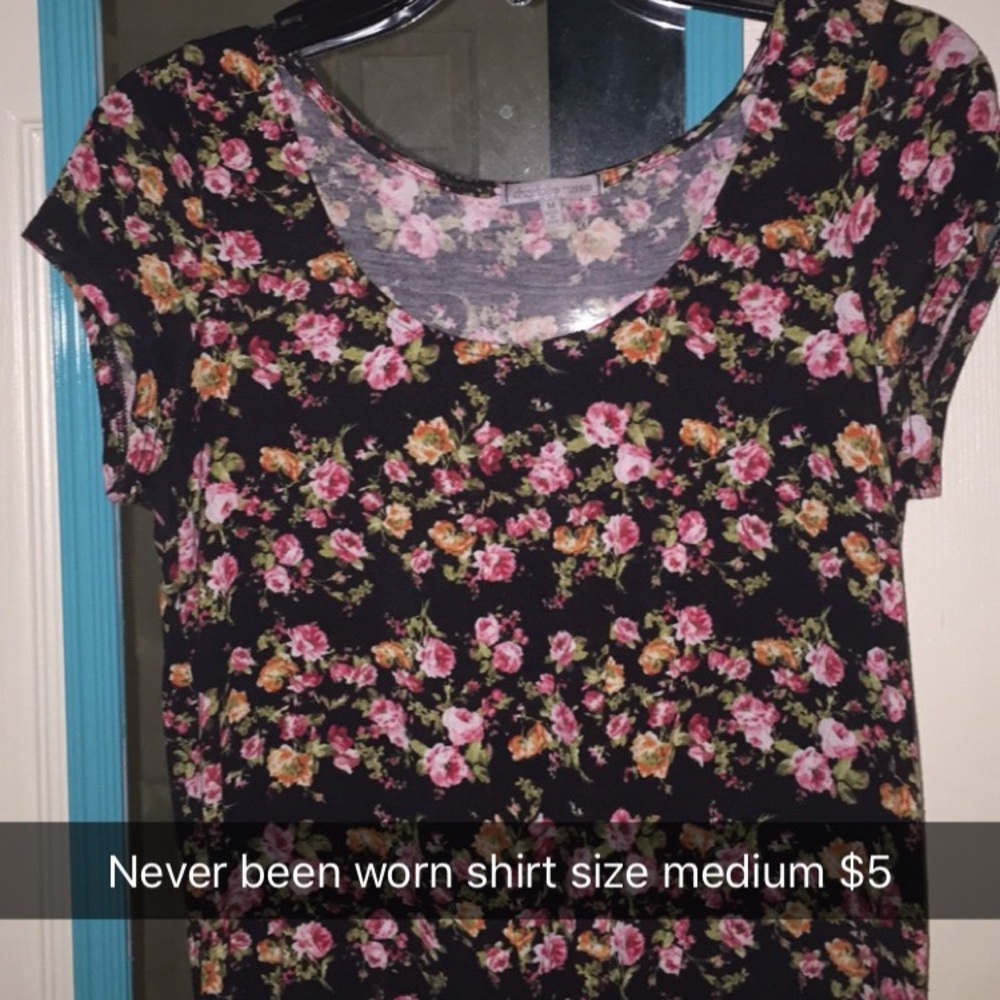 Super Cute floral shirt