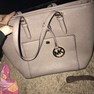 MK PURSE