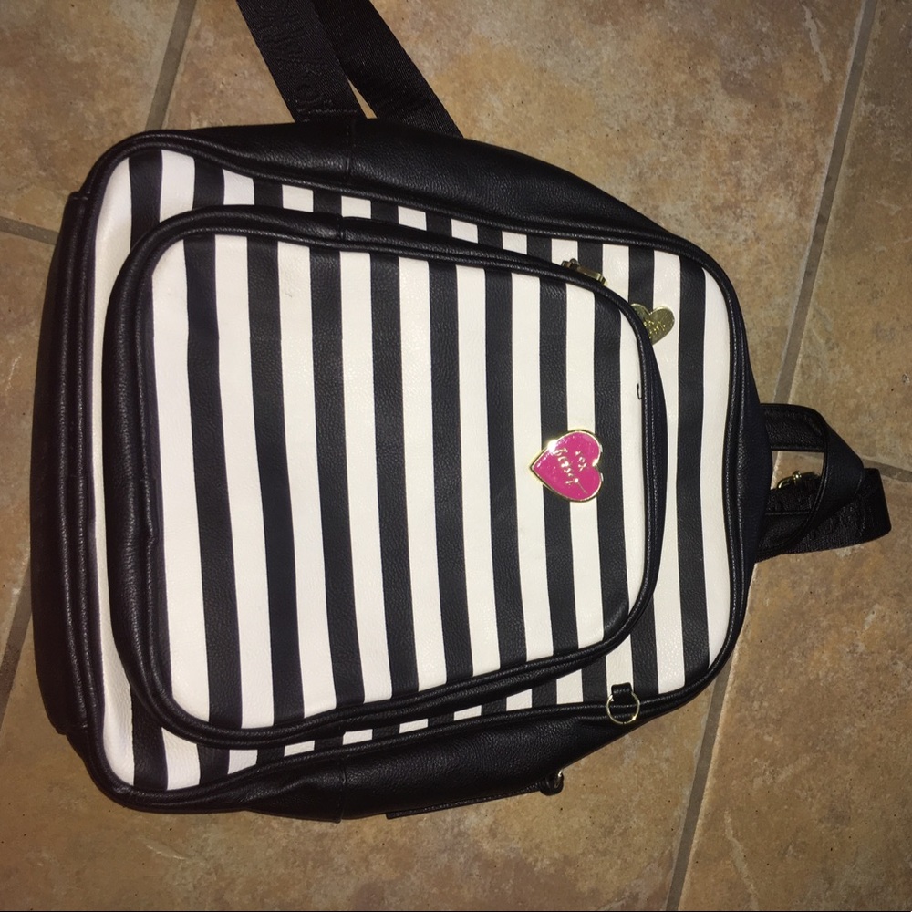 Xoxo Betsy back pack😍