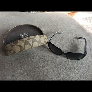 Black coach sunglasses