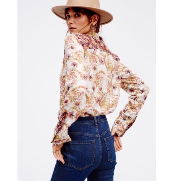 🎉HP🎉free people•high rise flare jeans - Picture 4 of 8