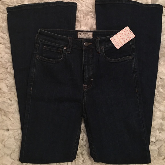 🎉HP🎉free people•high rise flare jeans - Picture 6 of 8
