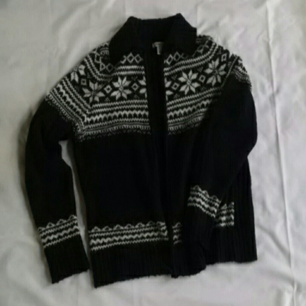 Black & white "winter" sweater