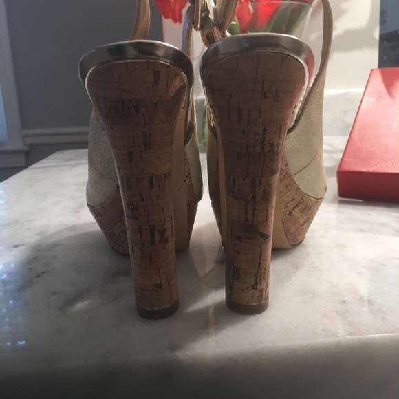 Nude/Bone/Metallic undertone Cork Heels - Picture 4 of 4