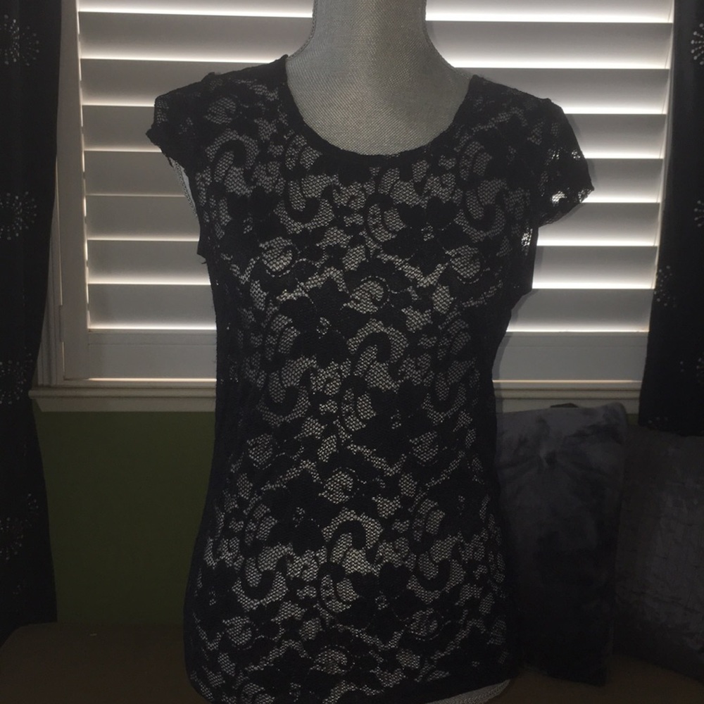 Bebe lace top