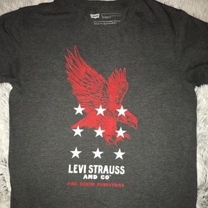 Mens size L levi strauss t-shirt