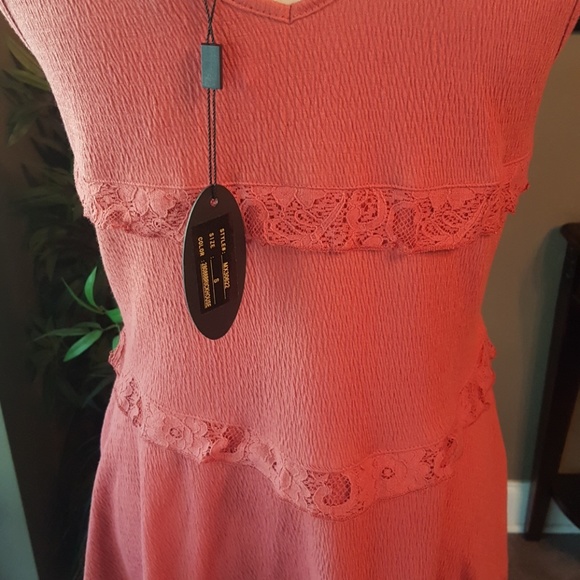 Cupio Top - Picture 6 of 7