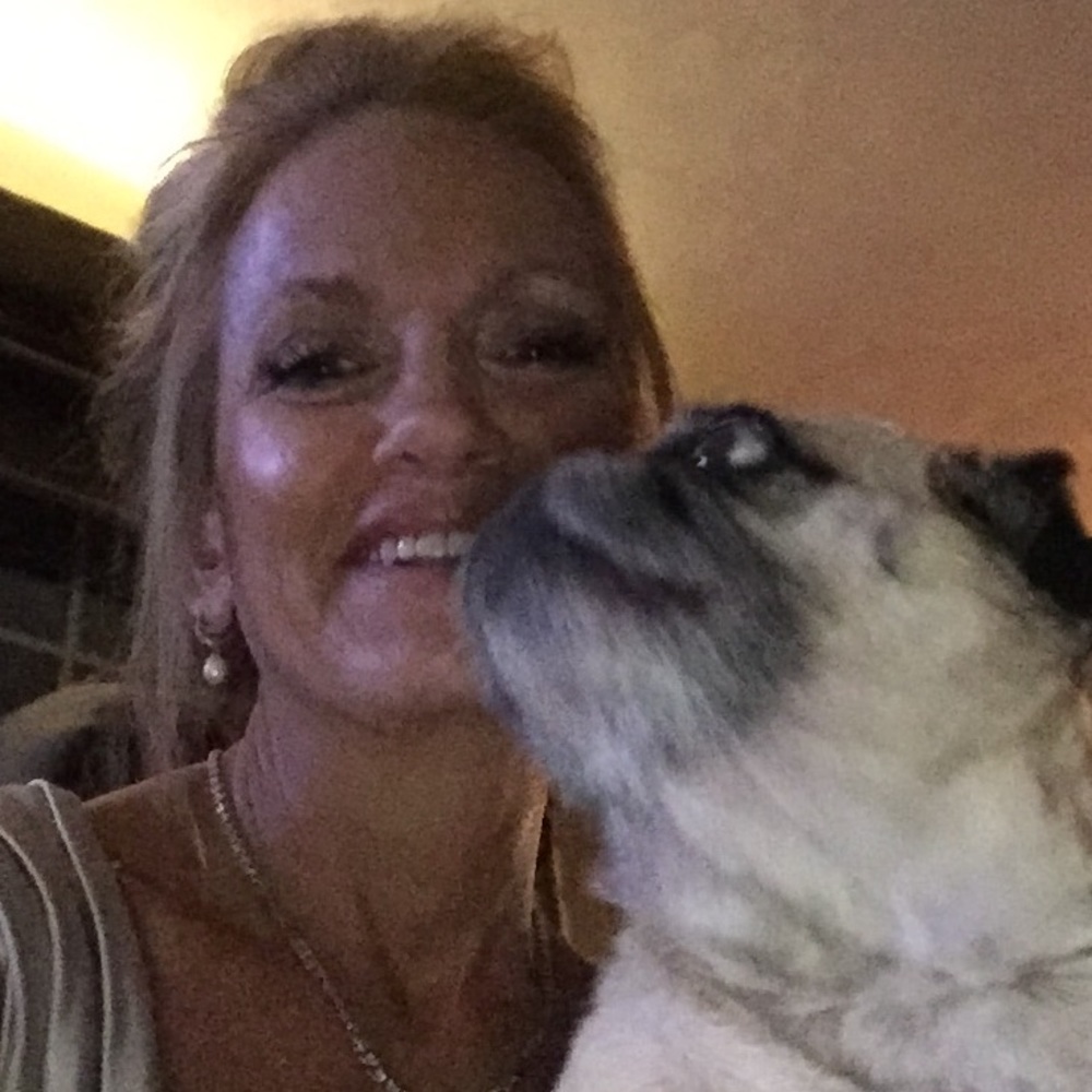 Meet your Posher, Felicia