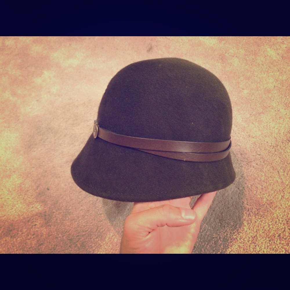 Goorin Brothers Hat Asymmetrical Style