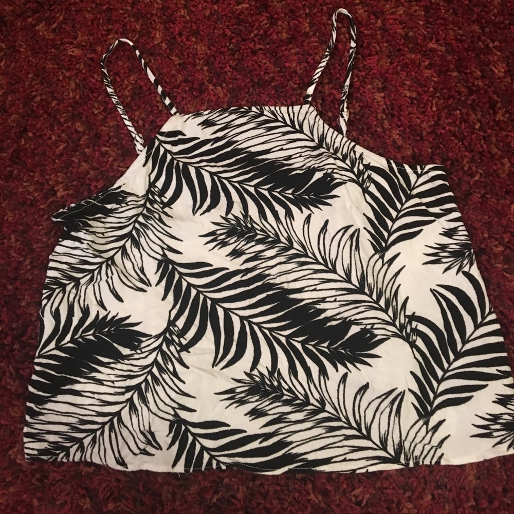 Kendal and Kylie crop top