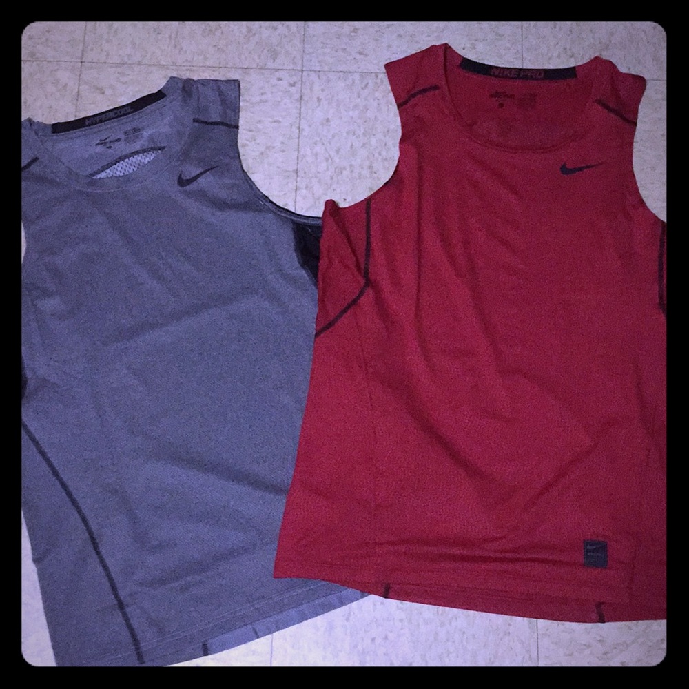 2 Nike Pro