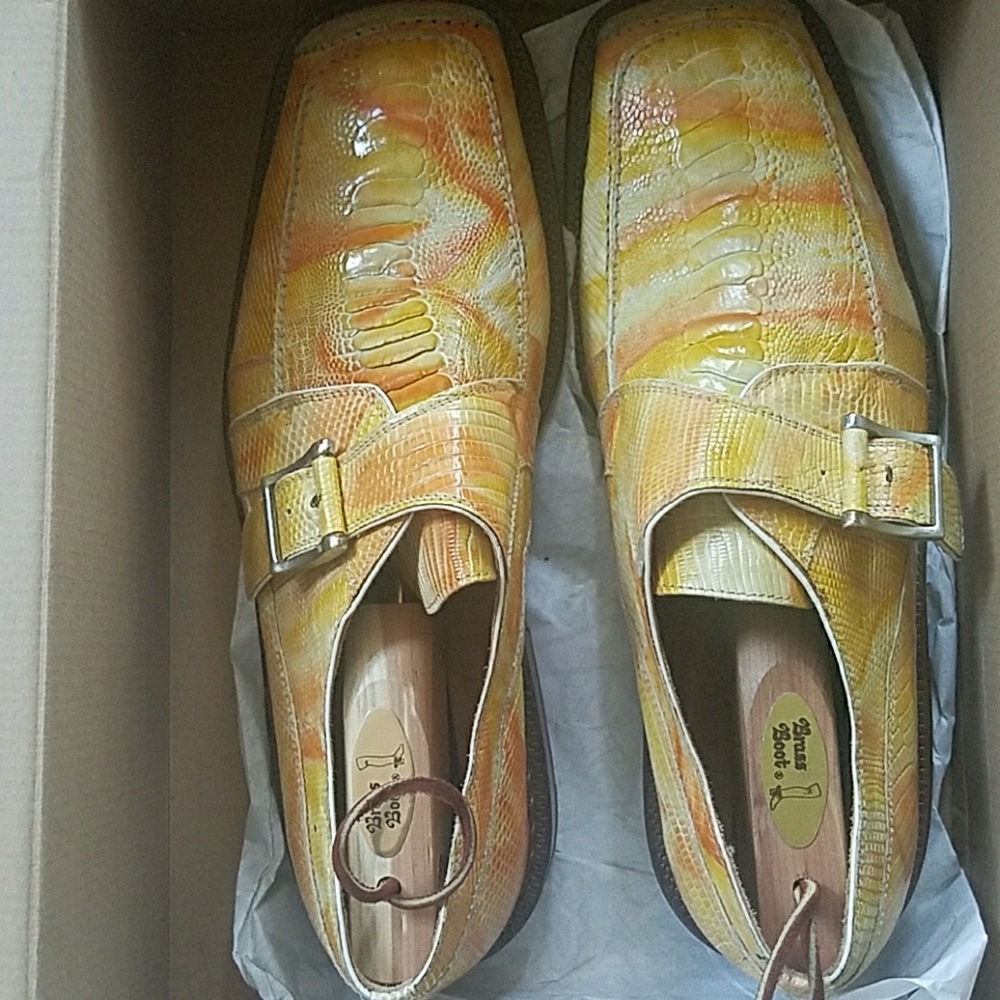 Genuine ostritch lizard dress shoe