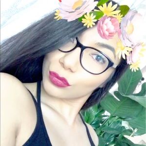 Meet your Posher, Priscilla