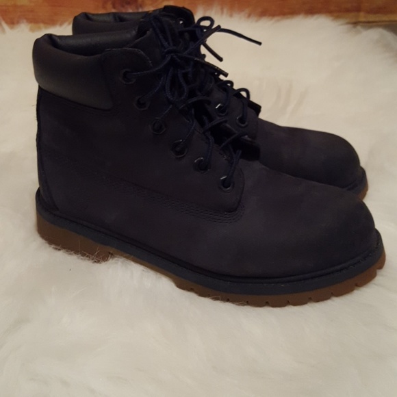 Timberland Boots - Big Kid Size - Picture 2 of 8
